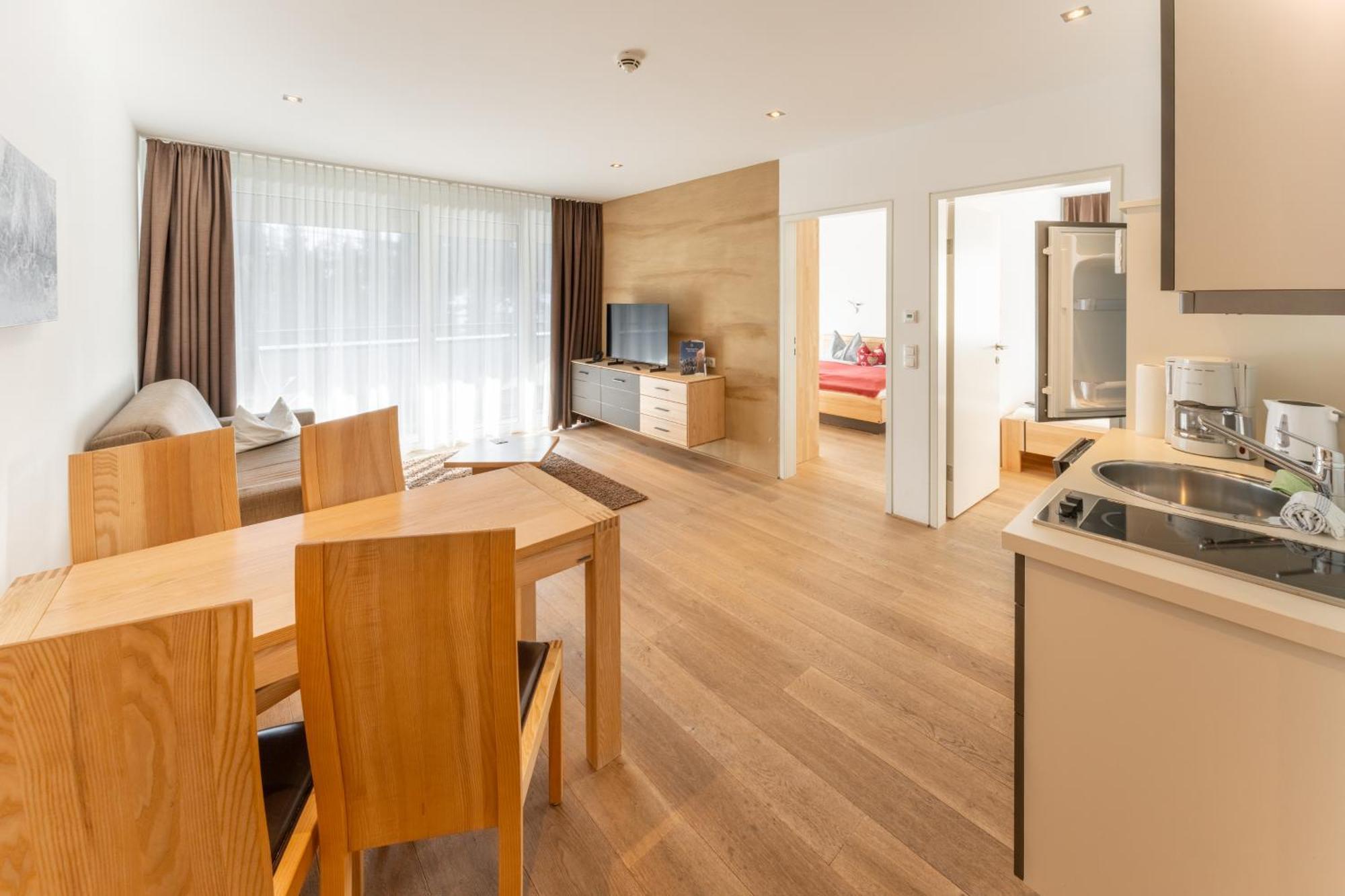 Aparthotel Alpinresort ダーミュルス エクステリア 写真