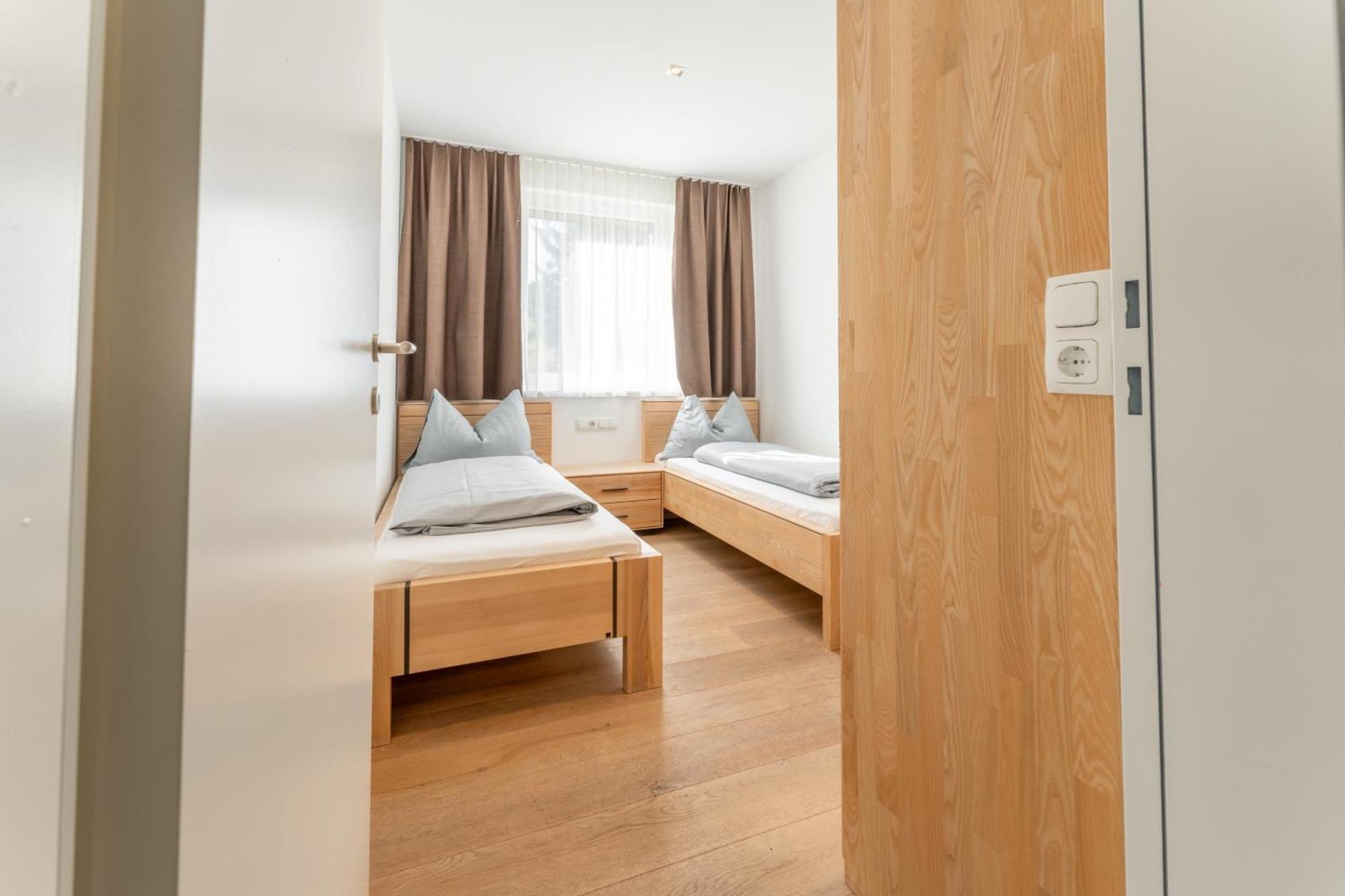 Aparthotel Alpinresort ダーミュルス エクステリア 写真