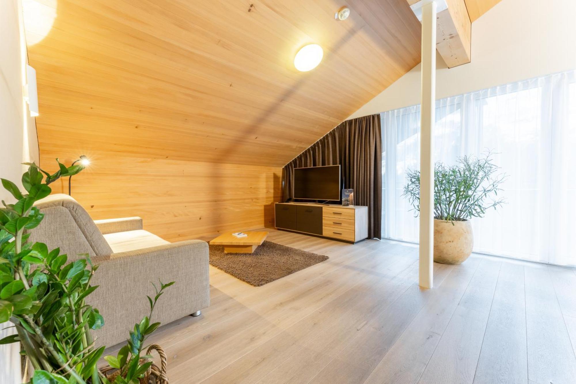 Aparthotel Alpinresort ダーミュルス エクステリア 写真