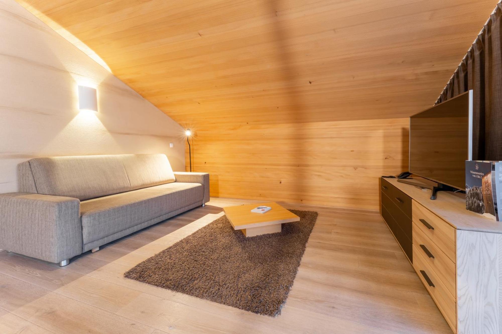 Aparthotel Alpinresort ダーミュルス エクステリア 写真